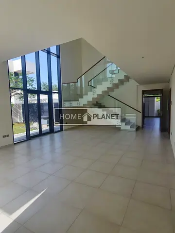 Luxury 4-Bed Villa with Amazing Amenities – Don’t Miss Out!