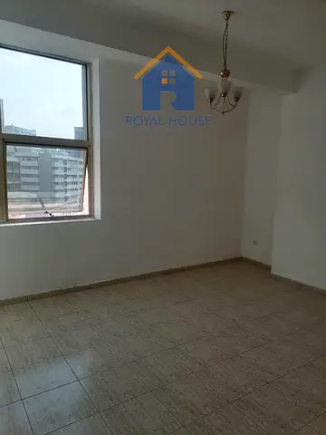 غرفه وصاله في المجاز بقرب بحيرة خالد