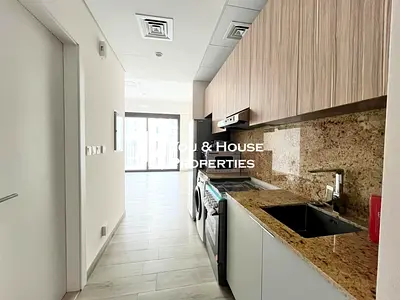 Spacious studio with great amenities I Well-maintained I Prime location