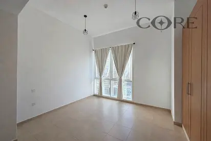 Maid’s | High Floor | Near Metro | Prime Location