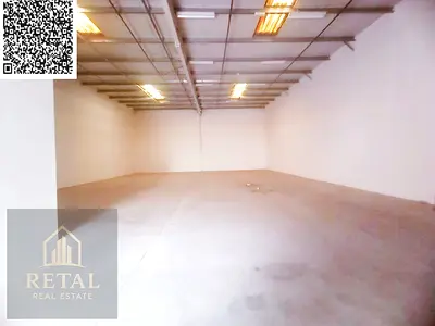 Large warehouse space for rent. Good for all industrial and commercial activities.