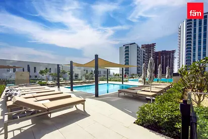 Luxury | 1 Bed | Villas View | Middle Floor