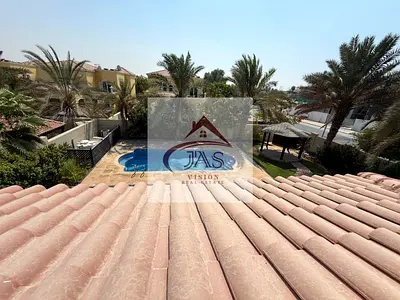 SINGLE ROW 5BED EXTENDED AND UPGRADED WITH POOL.