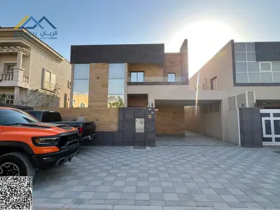 بتشطيات حديثه شامل كهربا وماء وتكييف مركزي