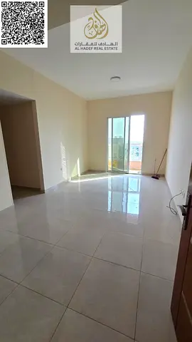 🏠 للإيجار السنوي بعجمان – عرض مميز 🌟 شقة غرفتين وصالة واسعة 3 حمامات بلكونة تشطيب جيد ومساحات مريحة تكييف مركزي ❄️ غاز مركزي 🔥 📍 الموقع: الروضة 1