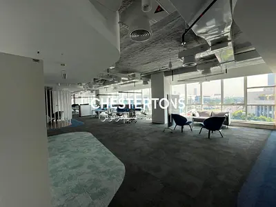 NO AGENT | Fitted & Furnished | Partitions
