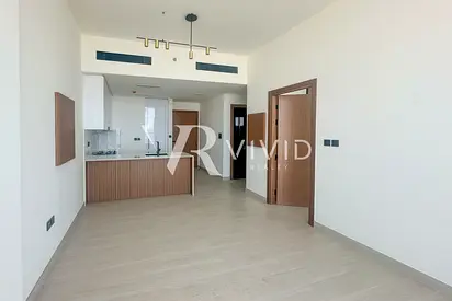 Exclusive | Rented 1 Cheque | Top Floor