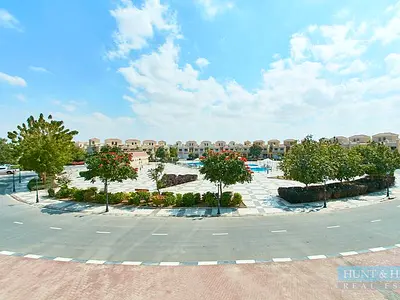 2 Bedroom Townhouse for Rent - Al Hamra Village- Upgraded Next to Pool