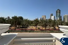 Last Corner | Private Elevator | Park Facing