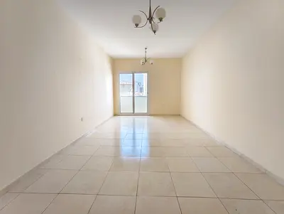 3bhk with 2 balcony with gym free pool free maintenance free 4 chq ready to move