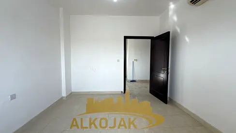 Brand New Office Space in M7 – Ready to Handover | AED 15,000 Yearly
