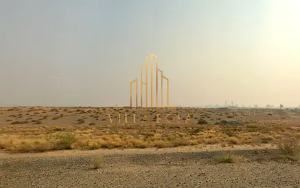 للبيع قطعة أرض تجارية مميزة – زاوية على ثلاث شوارع مقابل الحديقة | ضاحية رويضات