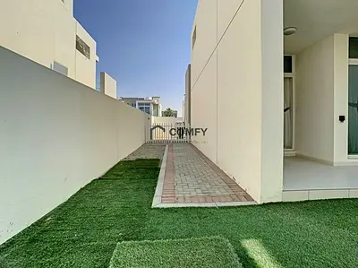 Fully furnished | 3Bedroom Back to Back | Vacant Unit