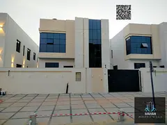 Located in the prime residential area of Al Helio 2 – Ajman, this elegant villa offers a luxurious