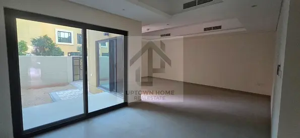 3 Bedrooms SSC | midd | Freehold