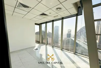 READY TO MOVE | FULLY FITTED | Close to Metro