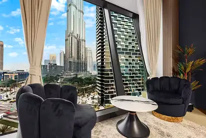 Luxurious 2 Bedroom | Prime Downtown Location
