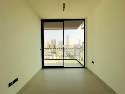Community View | Prime Location | Spacious Unit