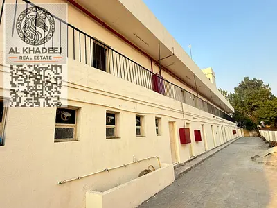 سكن عمال يتكون من 11 غرفه شامل الفواتير والمكيفات من غير نت بالجرف الصناعيه 2
