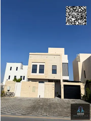 VIP Deal | 4 Master BR Villa with Private Pool | AC | Electricity & Water | Al Helio