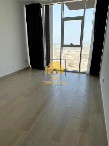 PRIME LOCATION| READY TO MOVE | HIGH FLOOR