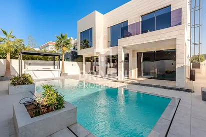 Luxury | Modern Brand New Villa | Vacant