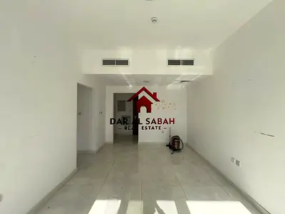 Brand New building/4 cheques payment/ deposit cash/ ready to move