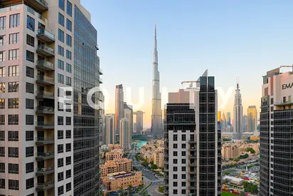 Spacious 2 Bedroom Layout | Great Downtown Views