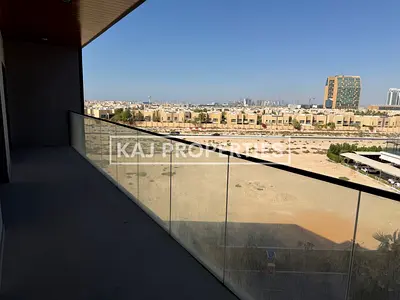 2BED + STORAGE/LAUNDRY | POOL/COMMUNITY VIEW