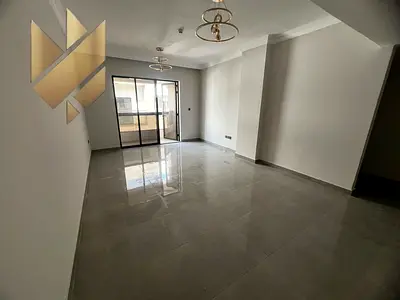 New building | First tenant | Modern design | Spacious | 3 baths | Covered parking | Built-in wardrobes | Balcony | Family building