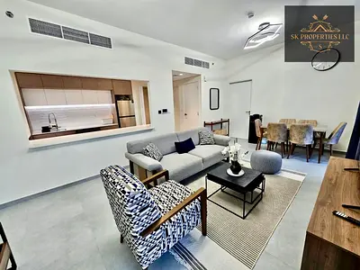 🏡 شقة فاخرة مفروشة بالكامل مكونة من غرفتي نوم في بوليفارد 3، الجادة، الشارقة 🏡