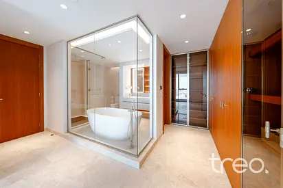 Luxury Living | Beach Access | Vacant Now