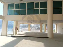 EXCLUSIVE OFFER | FULLY COMMERCIAL SHOWROOM FOR RENT ON THE MAIN ROAD | Industrial Area | 20% DISCOU