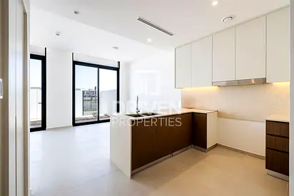 Brand New Villa | Single Row | Chiller Free