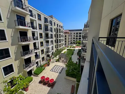 Waterfront Asset| Tenanted | Prime Location