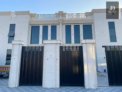 🏡 للبيع في الشارقة – فيلتان متلاصقتان بالحوشي | فرصة نادرة
تشطيب راقي | موقع استراتيجي | سعر مميز جدًا