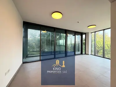 شقة جديدة من ثلاثة bhk للإيجار