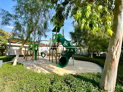 Landscaped | Single row | June move in