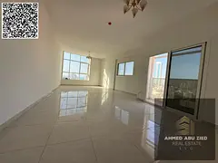 3 bedrooms and a living room with a maid's room, 4 bathrooms, free parking, 2 distinctive balcon