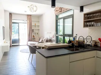 Spacious 1 BR | Fully Furnished | Prime Location