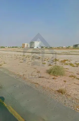 Industrial & Commercial Land for Long-Term Investment in Umm Al Quwain - Flexible Spaces