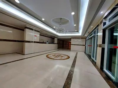 Hot offer fully family building 1bhk with balcony just 38k call salman