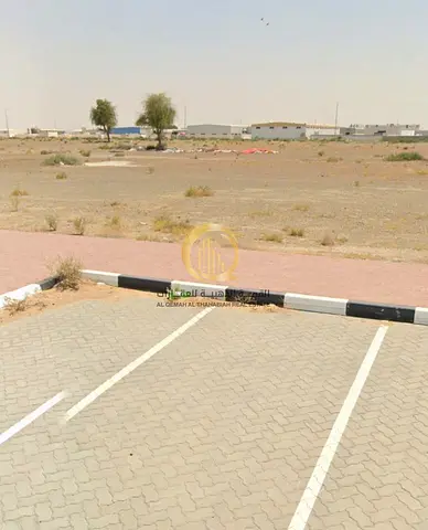 ارض للبيع في واحة الصجعة تملك حر للعرب 99 سنة للاجانب اقساط على 11 سنة موقع مميز خدمات مكتملة