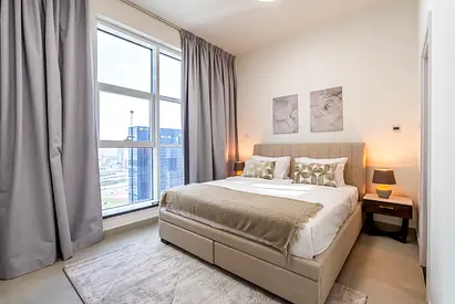 Spacious 2 BDR plus Maid room apartment with Sea View in Dubai Marina