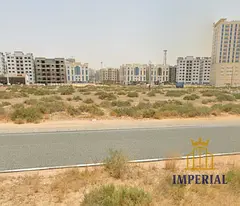 Commercial land (G+10) with an area of ​​10,000 square feet
