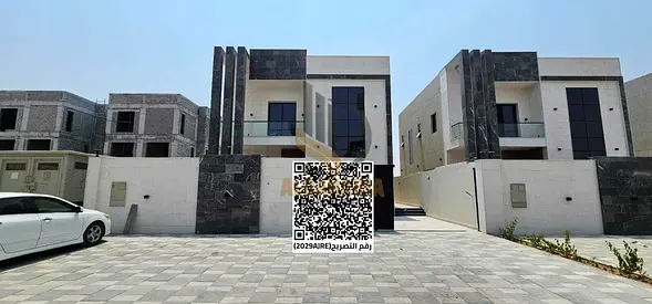 فرصة استثنائية لامتلاك فيلا بموقع حيوي ومميز، تصميم أنيق ومساحات واسعة تلبي متطلبات السكن العائلي الراقي أو الاستثمار الذكي.