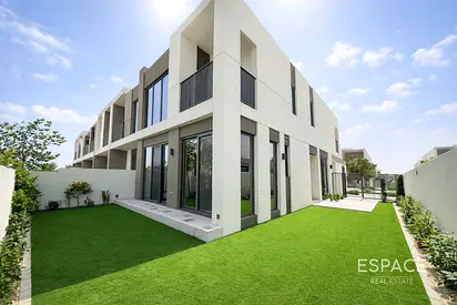 Must See | Upgraded | Vacant | 4 BR