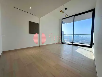 High floor | Modern | Beautiful skyline view
