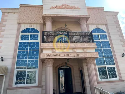 للبيع فيلا سكنية بموقع ممتاز مقابل المسجد علي شارع قار بمنطقة النخيلات ضاحية الحيرة إمارة الشارقة  مساحة : 7000 قدم مربع