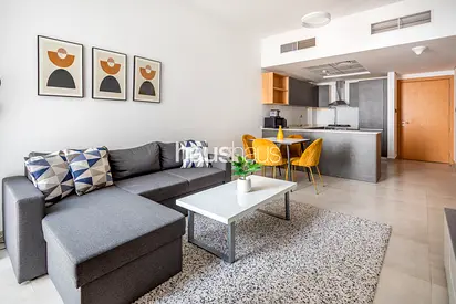 Spacious 1 Bedroom | Pool view | Convenient area